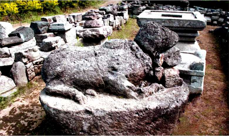 Situs Candi Gondosuli