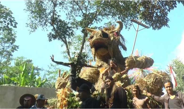 Kirab Obang-abing, Tradisi Warga Kandri Semarang Untuk Mengusir Hama