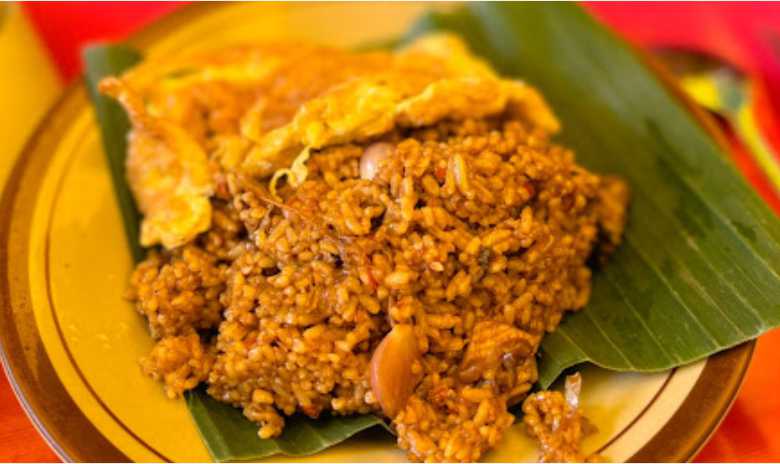 Nasi Goreng Pak Karmin Semarang, Legendaris dan Kelezatannya Tak Lekang Massa